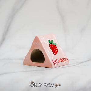 Strawberry Pyramid Ceramic Hideout