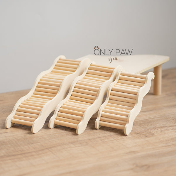 Load image into Gallery viewer, Double Wavy Wooden Stairs for Hamsters
