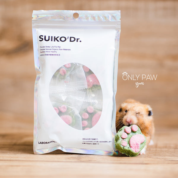 Load image into Gallery viewer, SUIKO&#39; Dr. : Freeze-Dried Bear Claw Chew Toy
